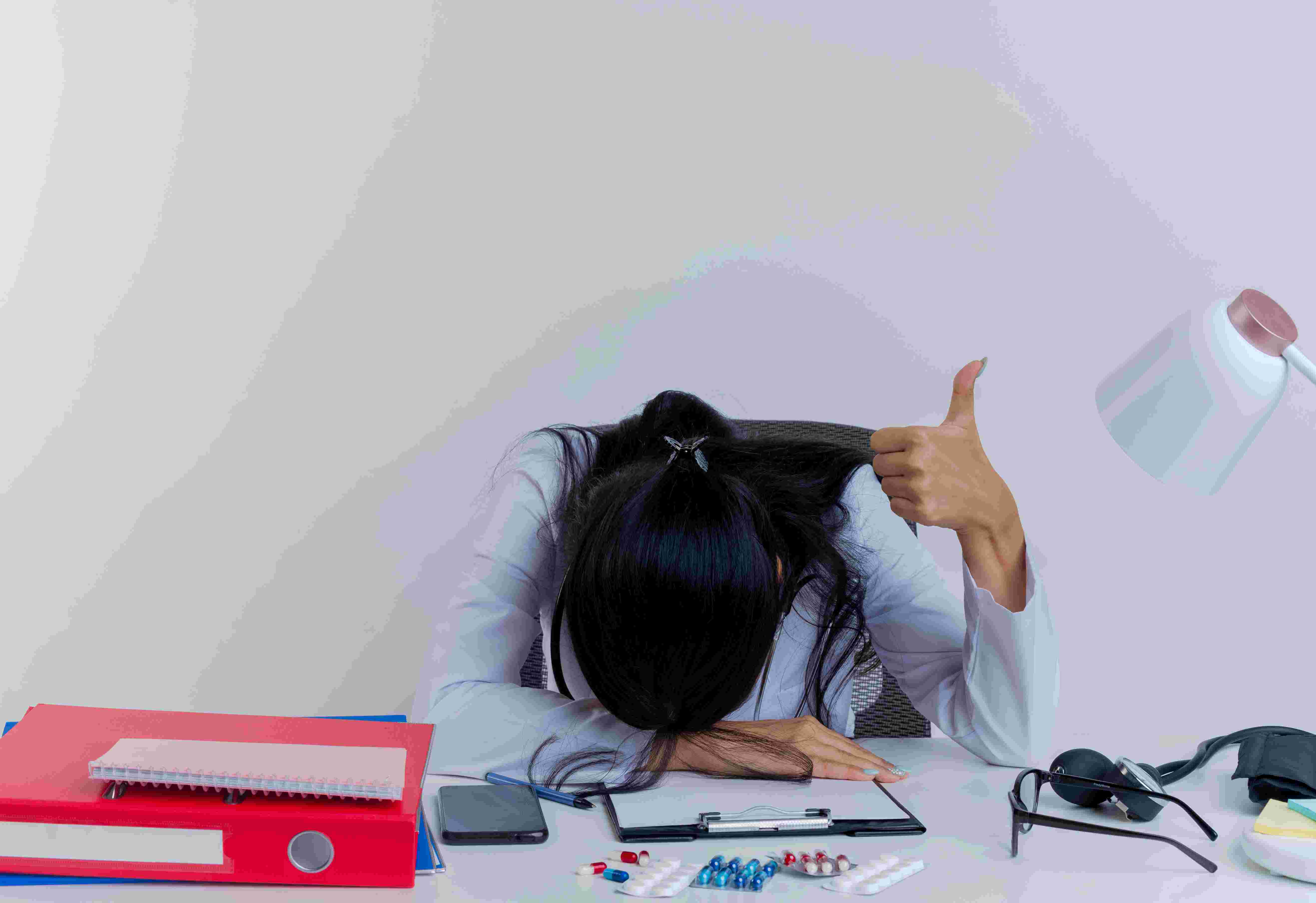 Mengenal Pemicu Stres Terbesar di Lingkungan Kerja dan Cara Mengatasinya