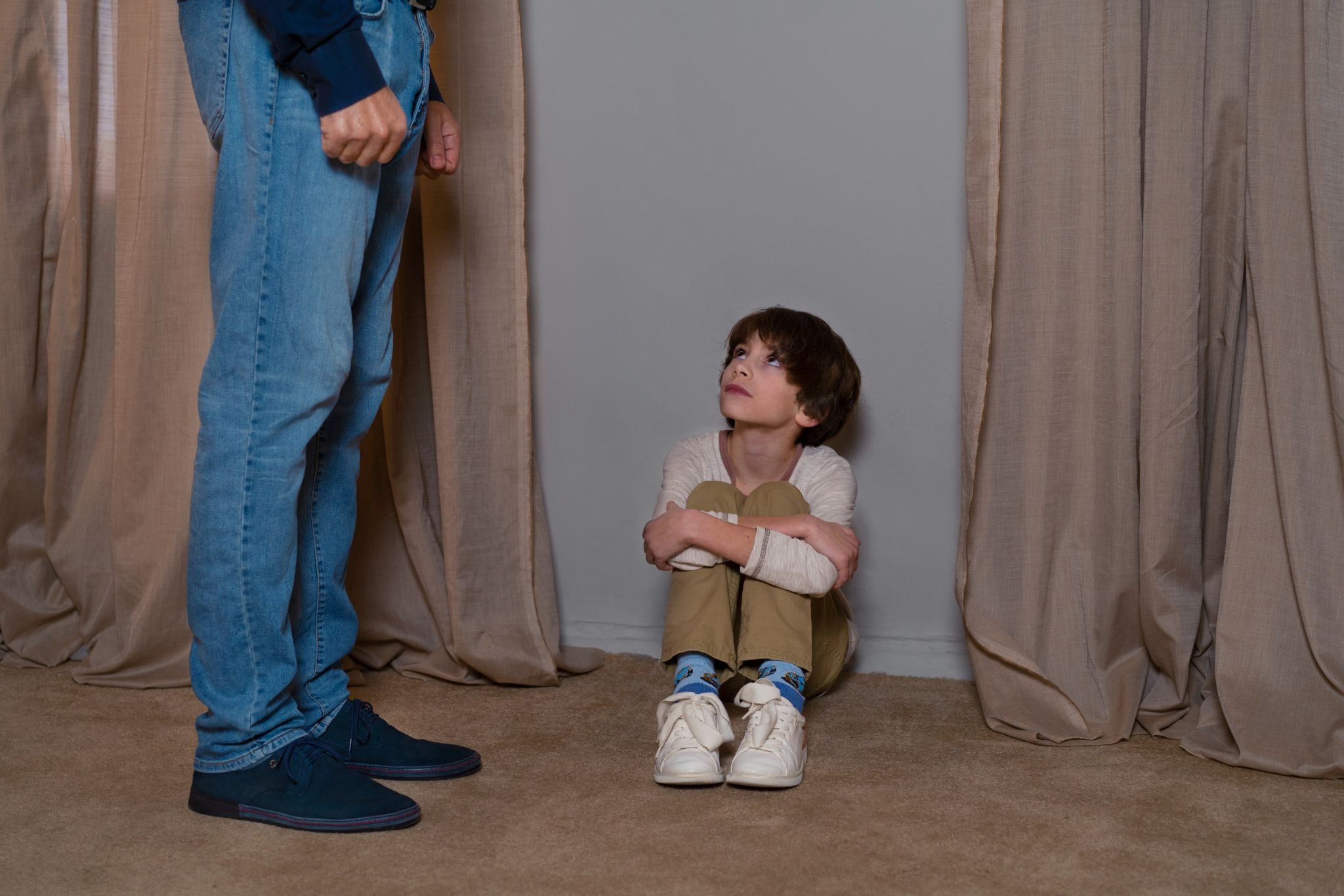 Reactive Attachment Disorder (RAD): Peran Pola Asuh dalam Membentuk dan Memulihkan Reactive Attachment Disorder Anak