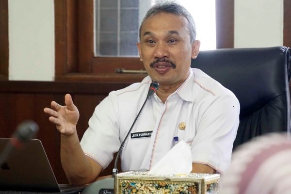 Dr. Edy Purwanto, M.M